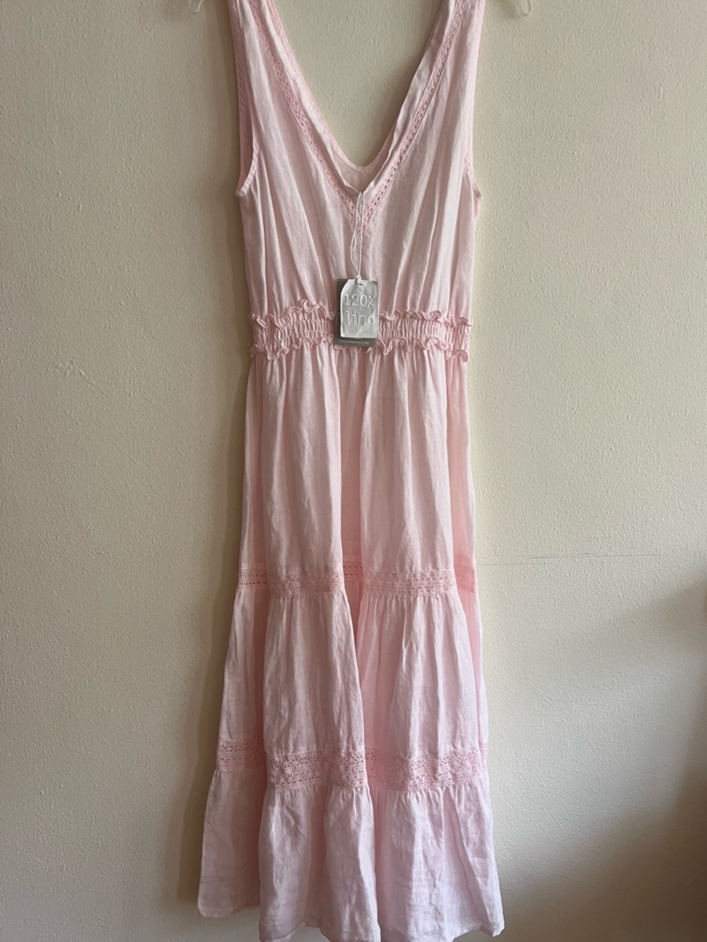 NWT 120% Lino Brand Italy pink size 44 lace v neck
